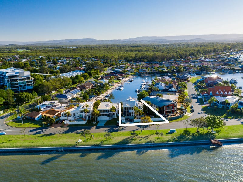 8 James Cook Esplanade, Gold Coast, Runaway Bay, Qld 4216 House for