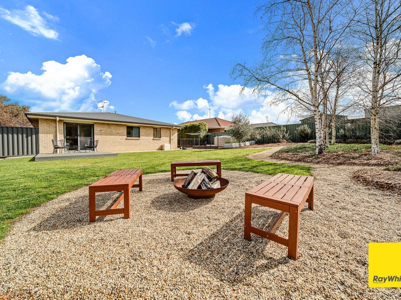 1 Donoghoe Place, Bungendore, NSW 2621 House for Sale