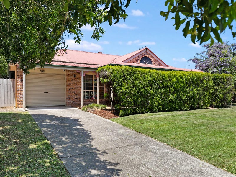 6 Pinnacle Place, Belmont, QLD 4153