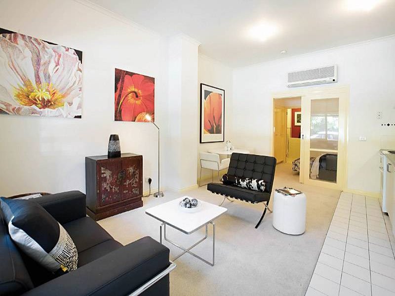 3 Naughton Place, Carlton, Vic 3053 Property Details