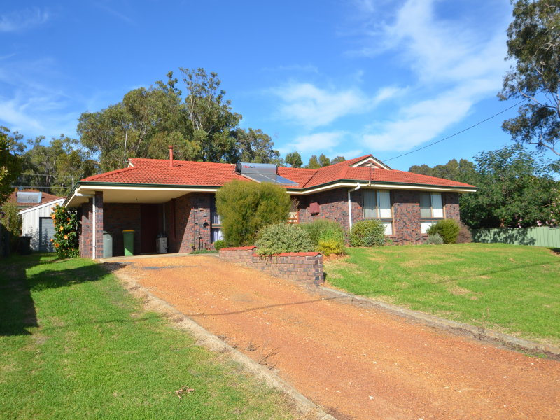 8 Greenfields Road, Harvey, WA 6220 Property Details