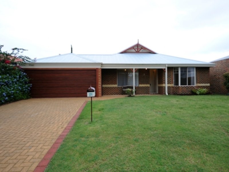 21 Teraglin Way Warnbro Wa 6169 Realestate Com Au