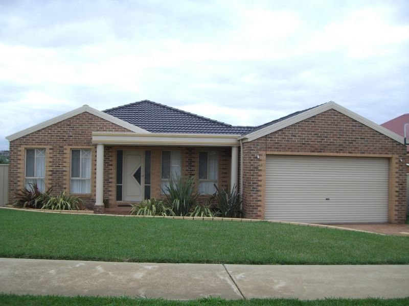 9 Park Drive, Leongatha, Vic 3953