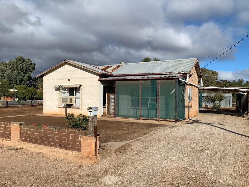4 Bondowie Street, Gladstone, SA 5473 - House for Sale - realestate.com.au 4 Bondowie Street, Gladstone, SA 5473