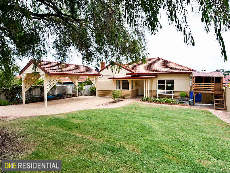 13 Foss Street, Palmyra, WA 6157 Property Details