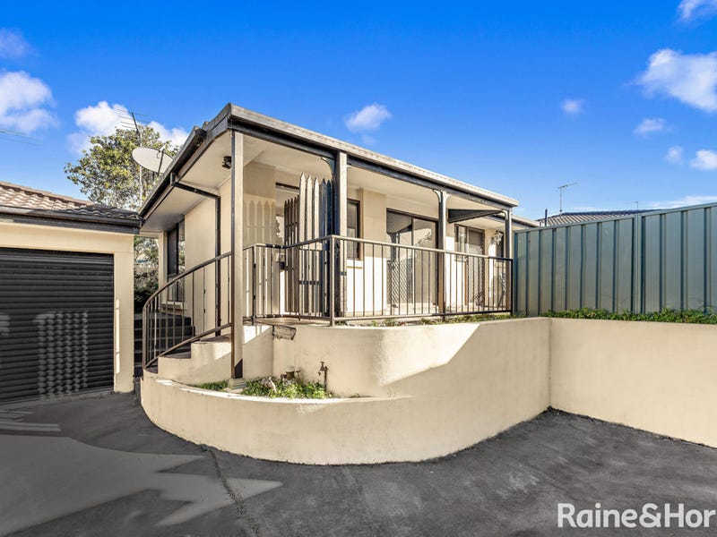 2/40 Walker Street, Helensburgh, NSW 2508