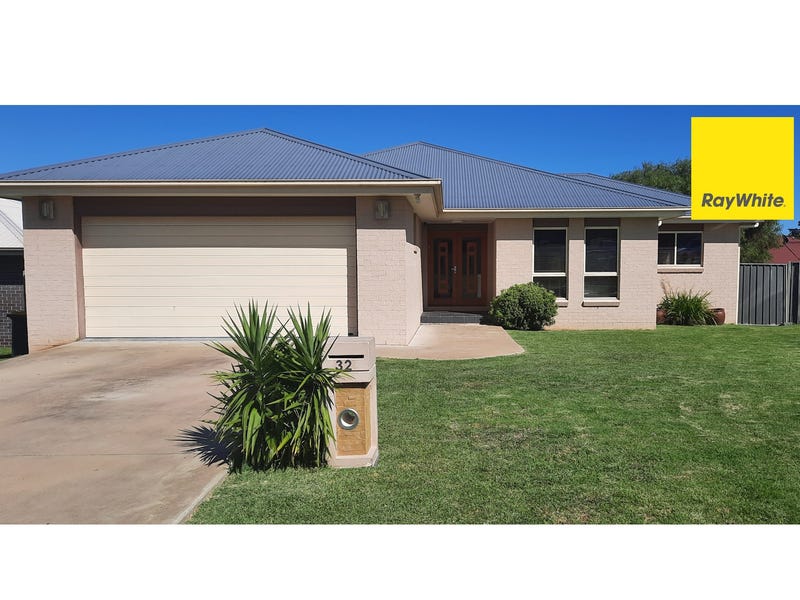 32 Kingfisher Drive, Inverell, NSW 2360