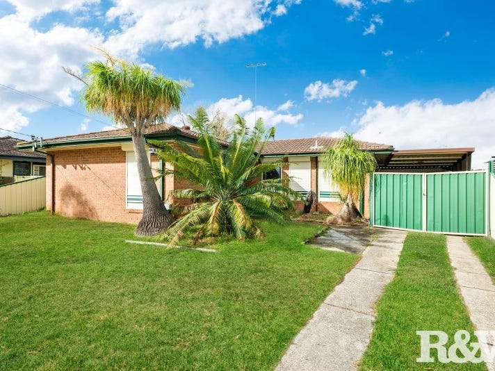 8 Resolution Avenue, Willmot, NSW 2770