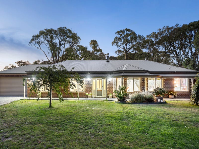 24 Woodvale Crescent, Lancefield, Vic 3435 House for Sale