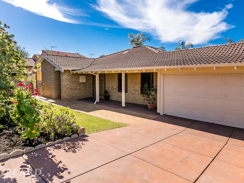 100 Glengarry Drive, Duncraig, WA 6023