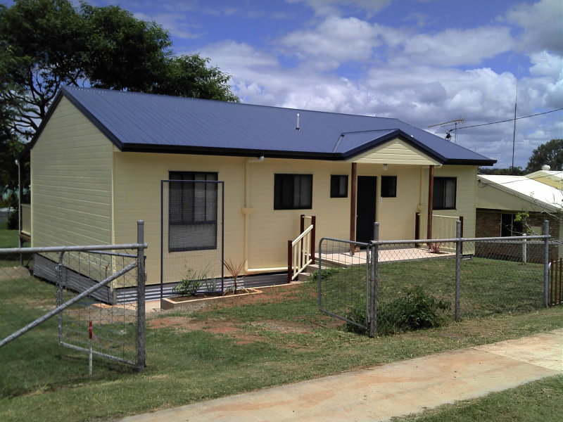 27a Golden Spur St, Eidsvold, Qld 4627 Property Details