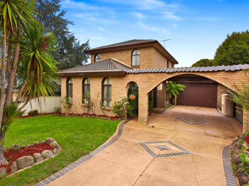 13 Ambrose Street, Doncaster, Vic 3108 Property Details