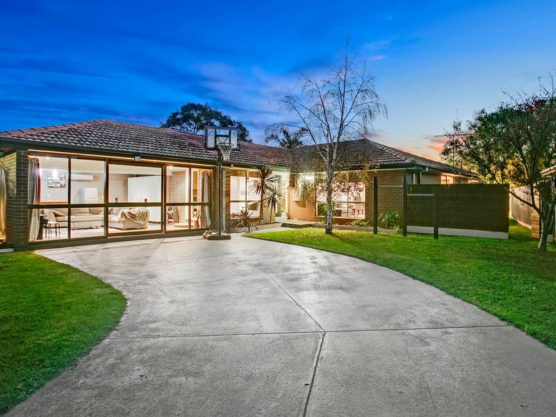 13 McBride Crescent, Seaford, Vic 3198 Property Details