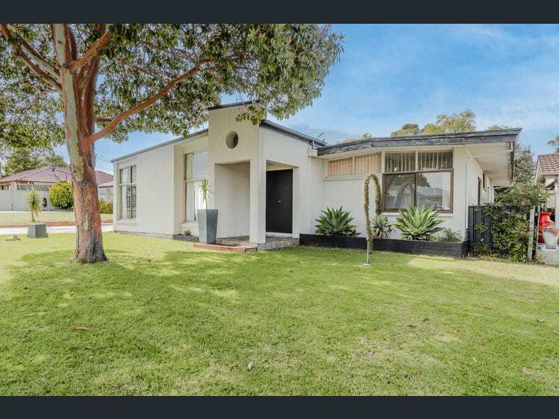 Houses for Sale in Morphett Vale, SA 5162