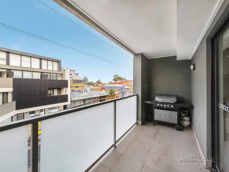 14/17 Shepparson Avenue, Carnegie, Vic 3163 - Property Details