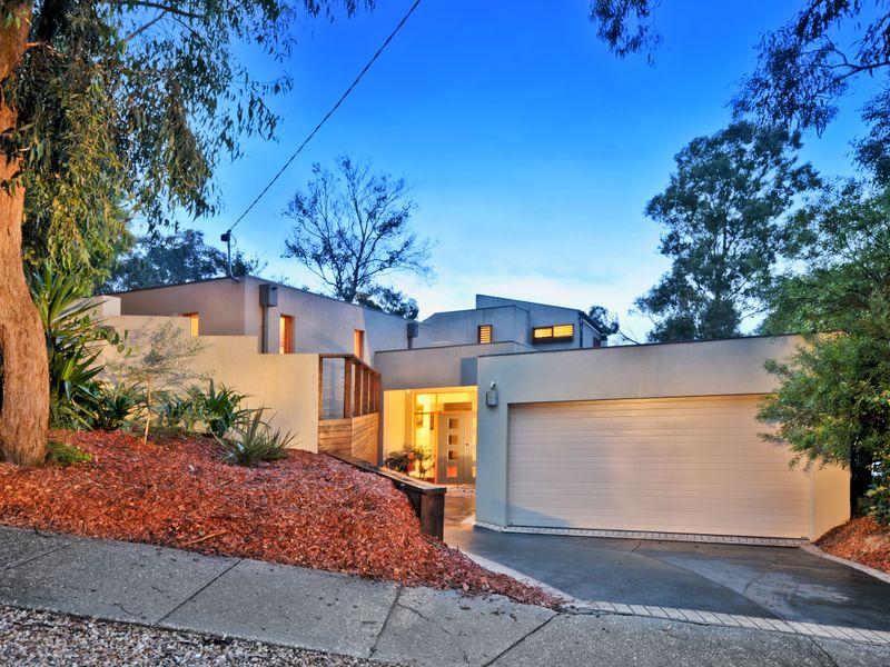 90 Silver Street, Eltham, Vic 3095 Property Details