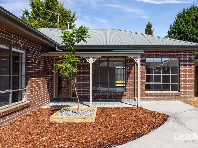 11A Reynolds Grove, Romsey, Vic 3434 Property Details