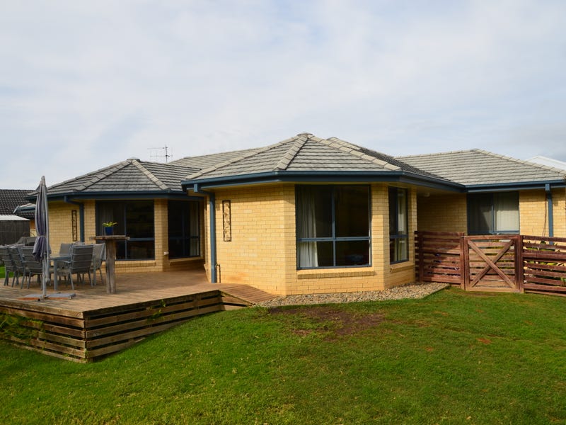 25 Burdett Street, Tinonee, NSW 2430