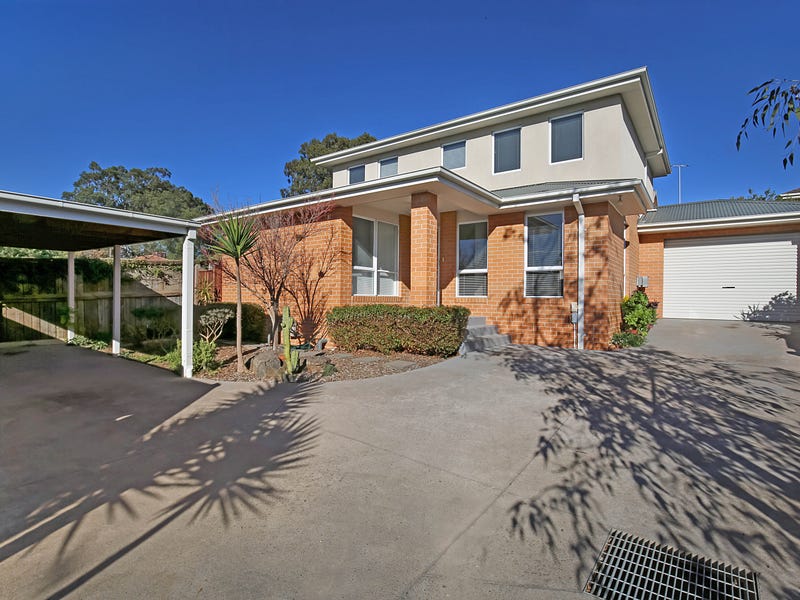 2/145 Grimshaw Street, Greensborough, VIC 3088
