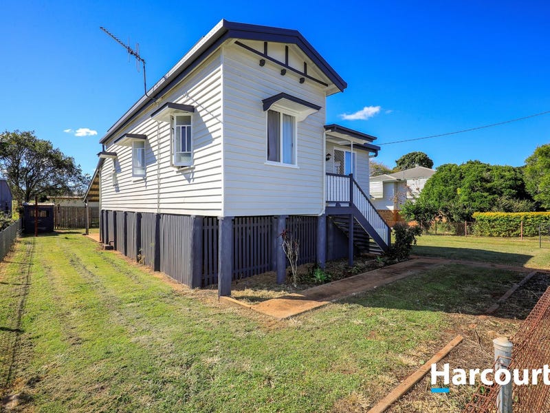 9 Pizzey Street, Childers, Qld 4660 House for Sale