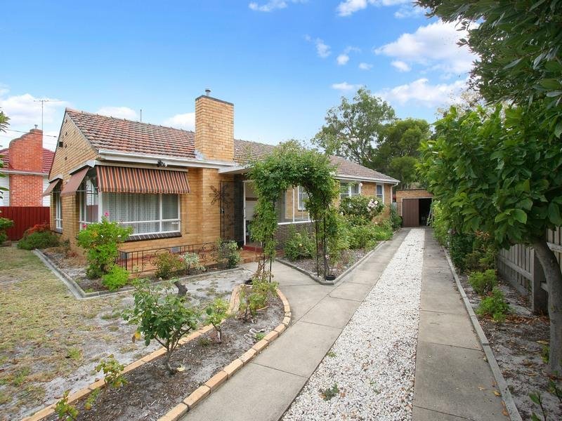 17 Churchill Avenue, Cheltenham, VIC 3192