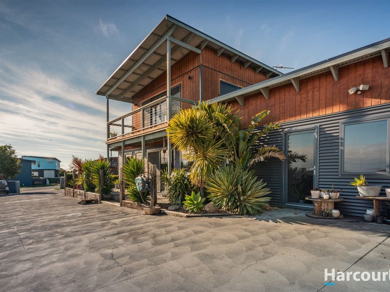 11 Maori Place, Akaroa, Tas 7216 Property Details