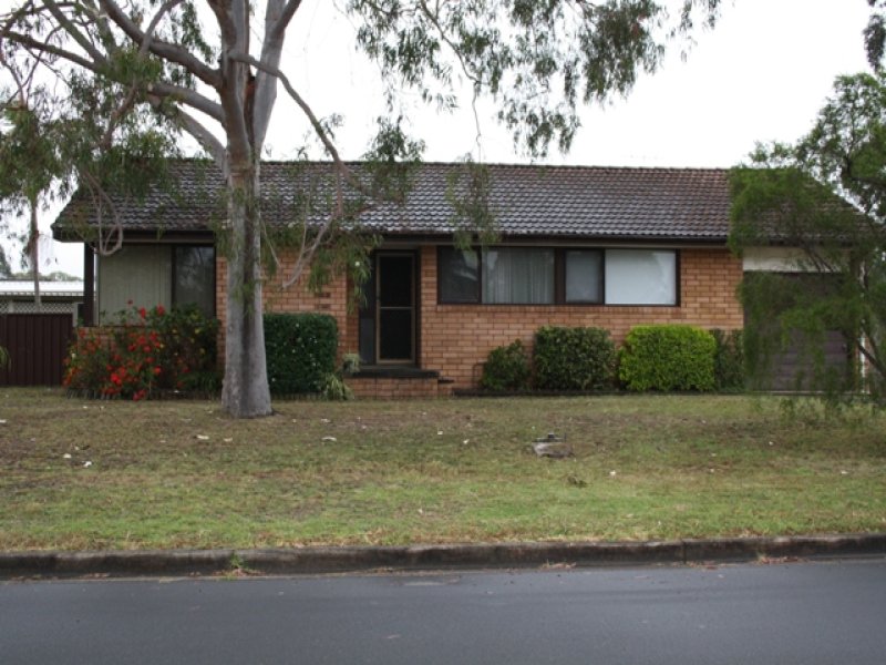 59 Mosely Avenue, South Penrith, NSW 2750