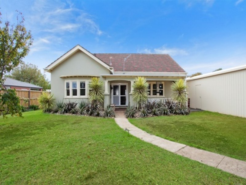 2 Wright Street, Koroit, Vic 3282 Property Details