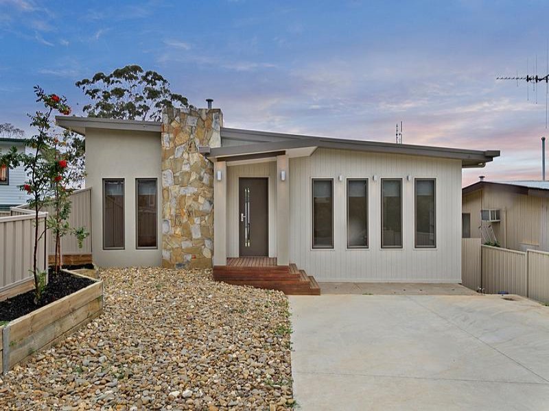 3 Leigh Avenue, Kennington, VIC 3550