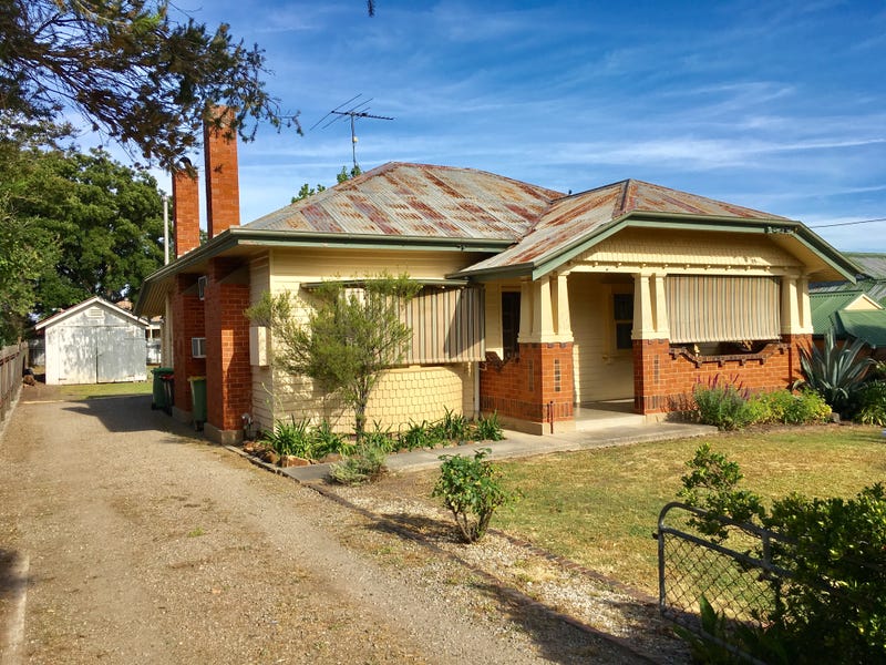 694 Sackville Street, Albury, NSW 2640