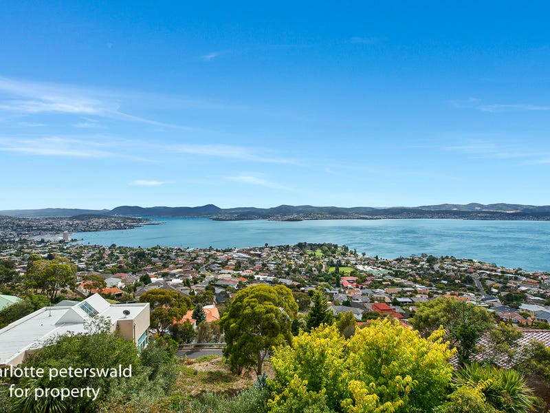 41 Nicholas Drive, Sandy Bay, TAS 7005