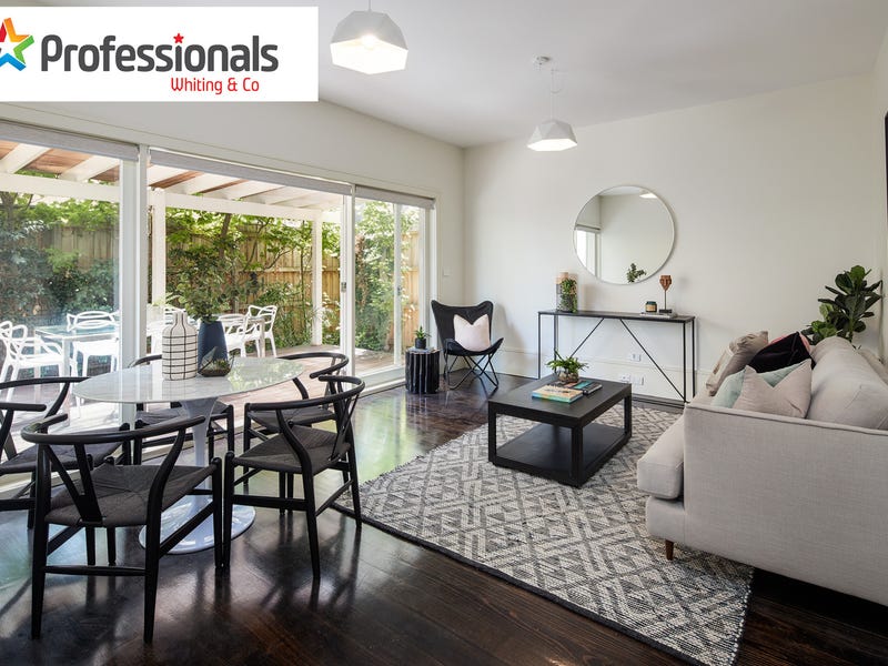 2 West Beach Road, St Kilda West, VIC 3182