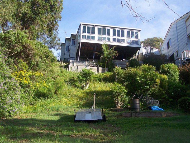 40 Resthaven Drive, Lamb Island, QLD 4184