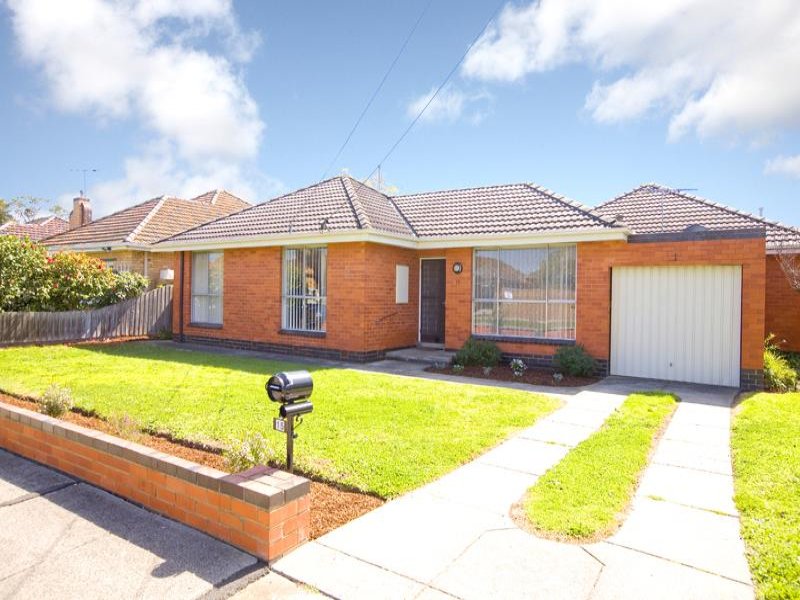 1/15 Buckingham Avenue, Bentleigh, Vic 3204 Property Details