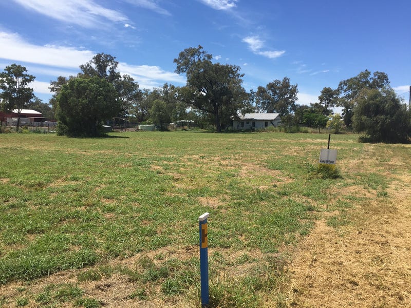 4 Theodore Street, Dirranbandi, QLD 4486