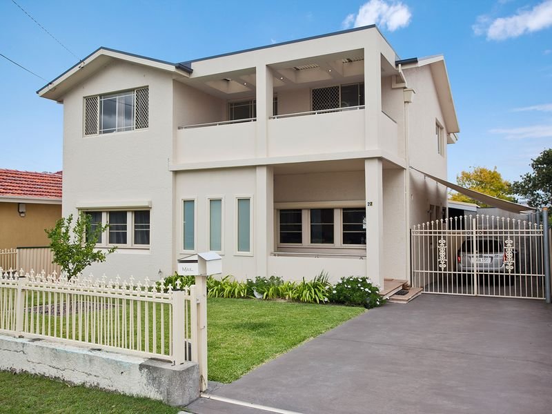 27 ARCHBALD AVENUE, BrightonLeSands, NSW 2216 Property Details