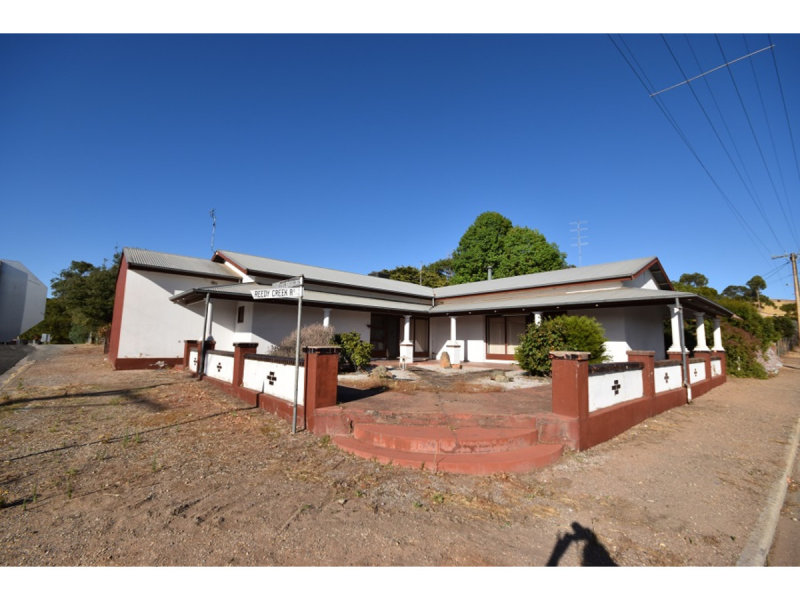 6 Adelaide Road, Palmer, SA 5237