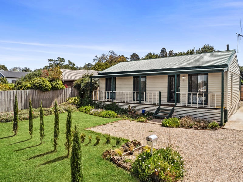 3 Stanbridge Street, Daylesford, Vic 3460 House for Sale realestate