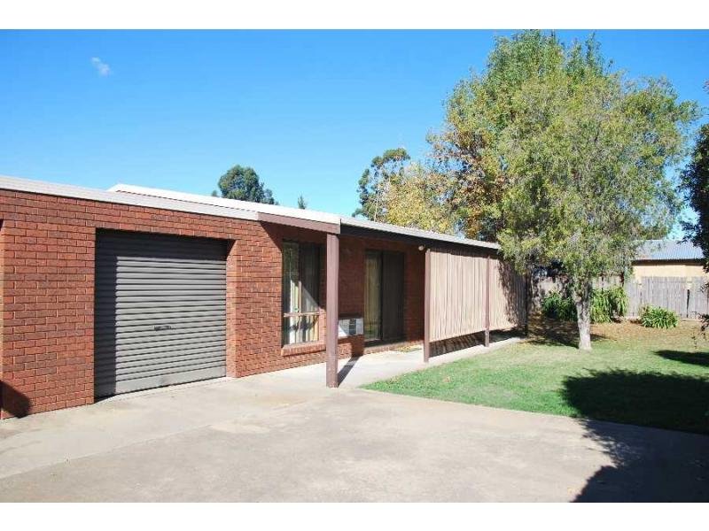 Unit 2/21 Punt Road, Cobram, Vic 3644 Property Details