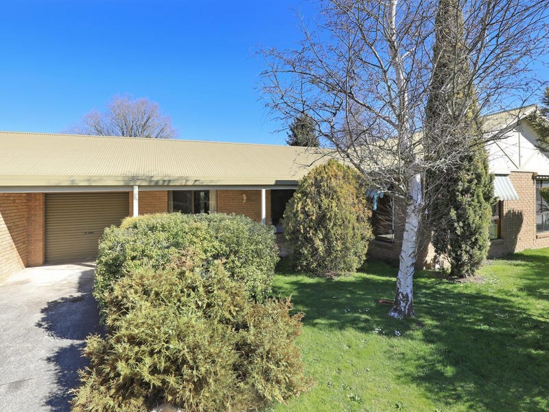 2/19 Old Lancefield Road, Woodend, Vic 3442 Property Details