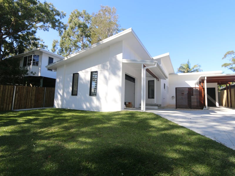 126 Lakes Boulevard, Wooloweyah, NSW 2464