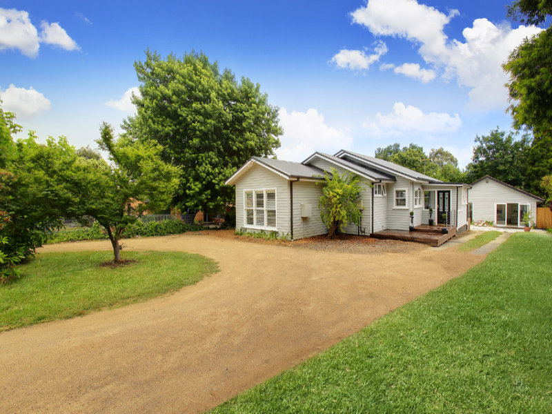 148 Old South Road, Bowral, NSW 2576 Property Details