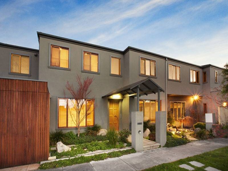 4 Pullman Court, St Kilda East, VIC 3183