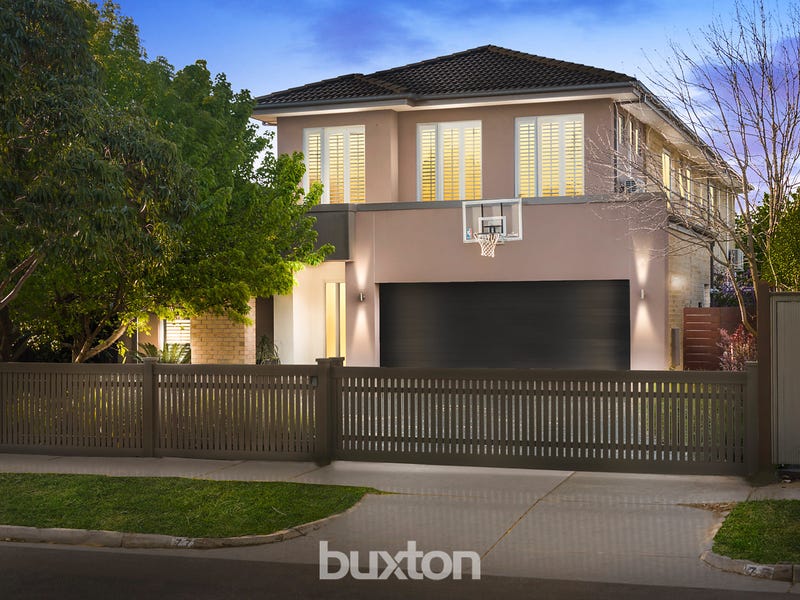 77 Raynes Park Road, Hampton, VIC 3188
