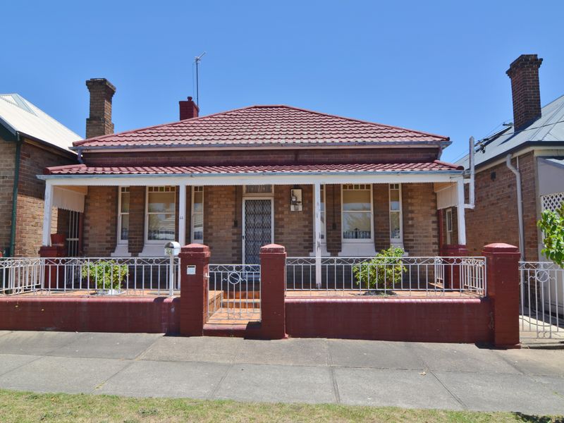 44 Hayley Street, Lithgow, NSW 2790 Property Details