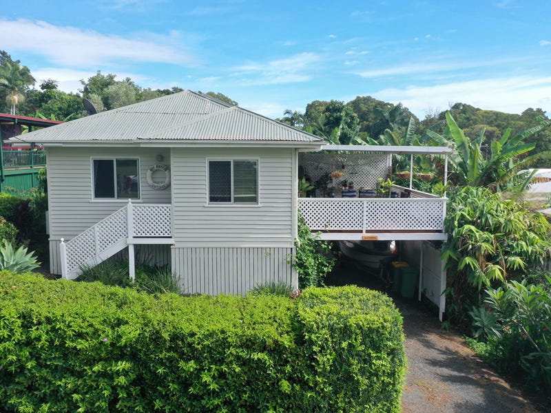 13 Tina Avenue, Lamb Island, QLD 4184