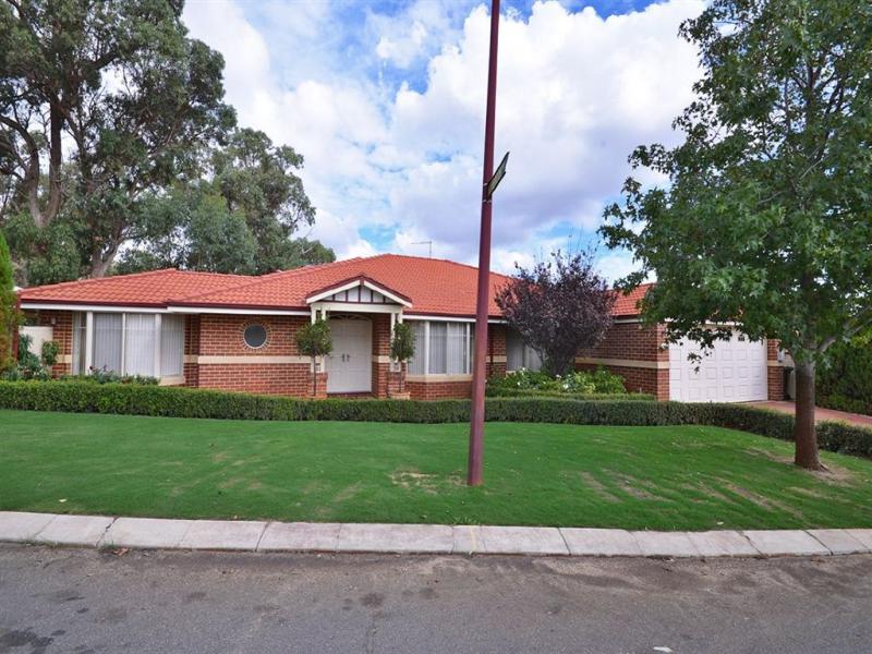 94 Willespie Drive, Pearsall, WA 6065 Property Details