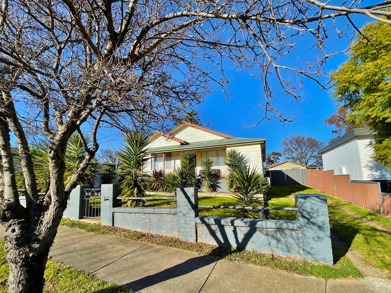 18 William Street, Young, NSW 2594 Property Details