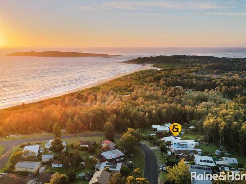 100 Malibu Drive, Bawley Point, NSW 2539