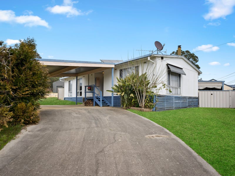 15 Cross Avenue, Dartmouth, Vic 3701 Property Details